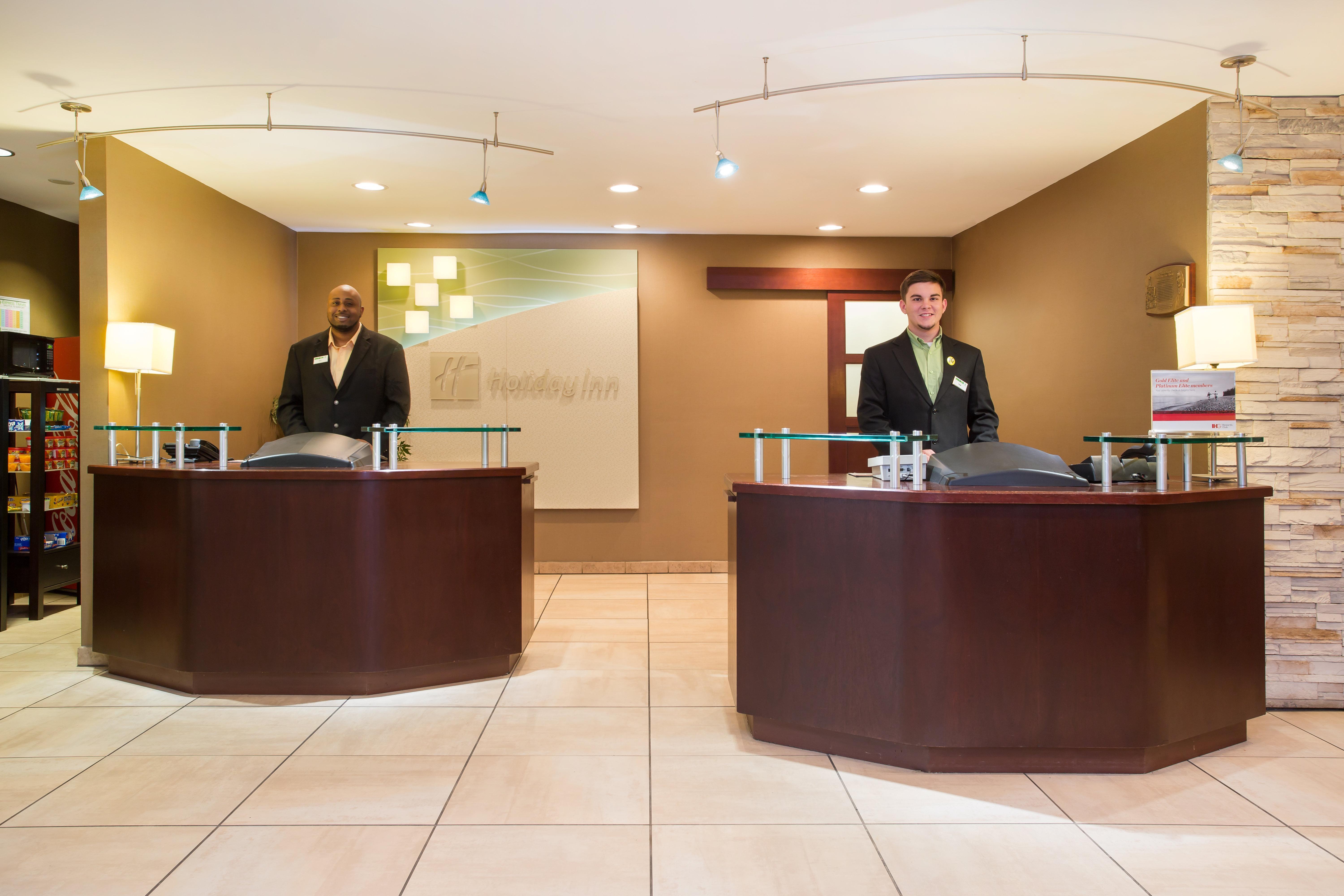 Holiday Inn Bloomington-University Area By Ihg מראה חיצוני תמונה