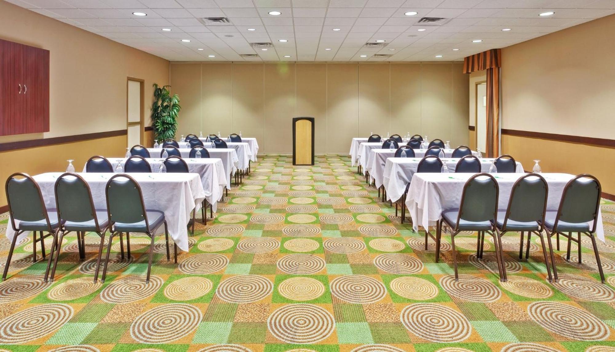 Holiday Inn Bloomington-University Area By Ihg מראה חיצוני תמונה